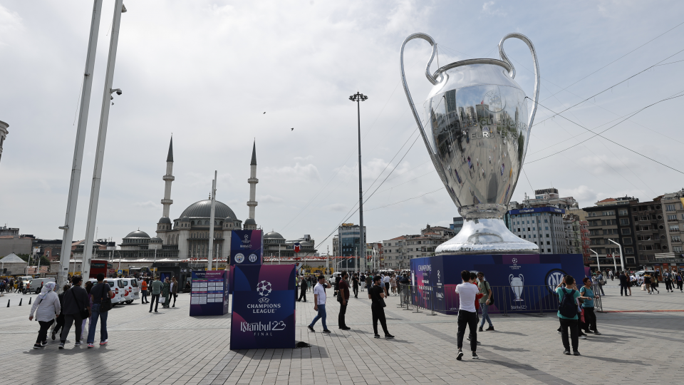 Fans from around the world gather in Turkey for Champions League final