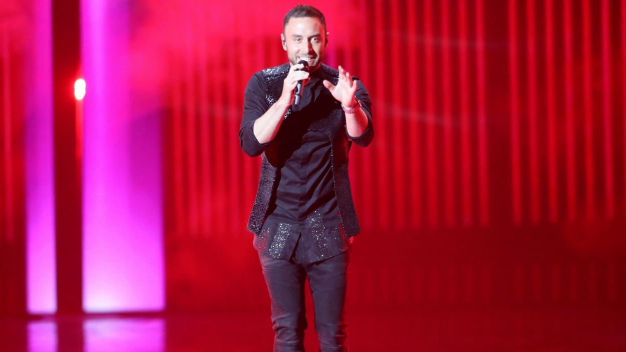 Szwed Måns Zelmerlöw zaśpiewał utwór „Fuego”, z którym reprezentująca Cypr Greczynka Eleni Foureira zajęła drugie miejsce miejsce w finale Eurowizji w 2018 roku (fot. PAP/EPA)