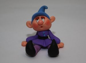 krasnoludki-z-modeliny-ulepione-przez-pania-ewe-sa-urocze