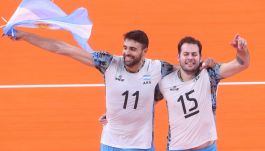 Luciano De Cecco (z prawej) zagra w Norwidzie Częstochowa (fot. Getty).