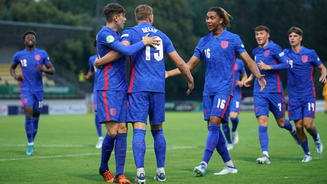 Франция италия u19. England u17 FC.