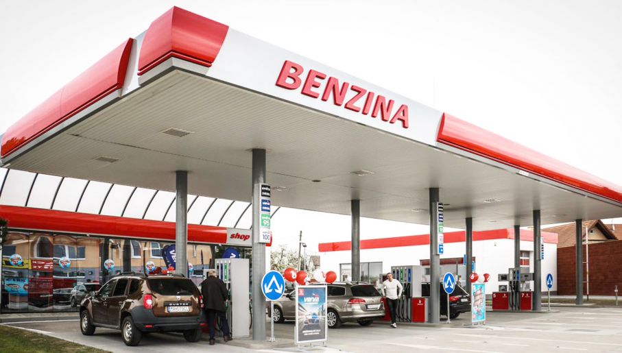 Orlen otworzył pierwszą stację benzynową na Słowacji - tvp ...