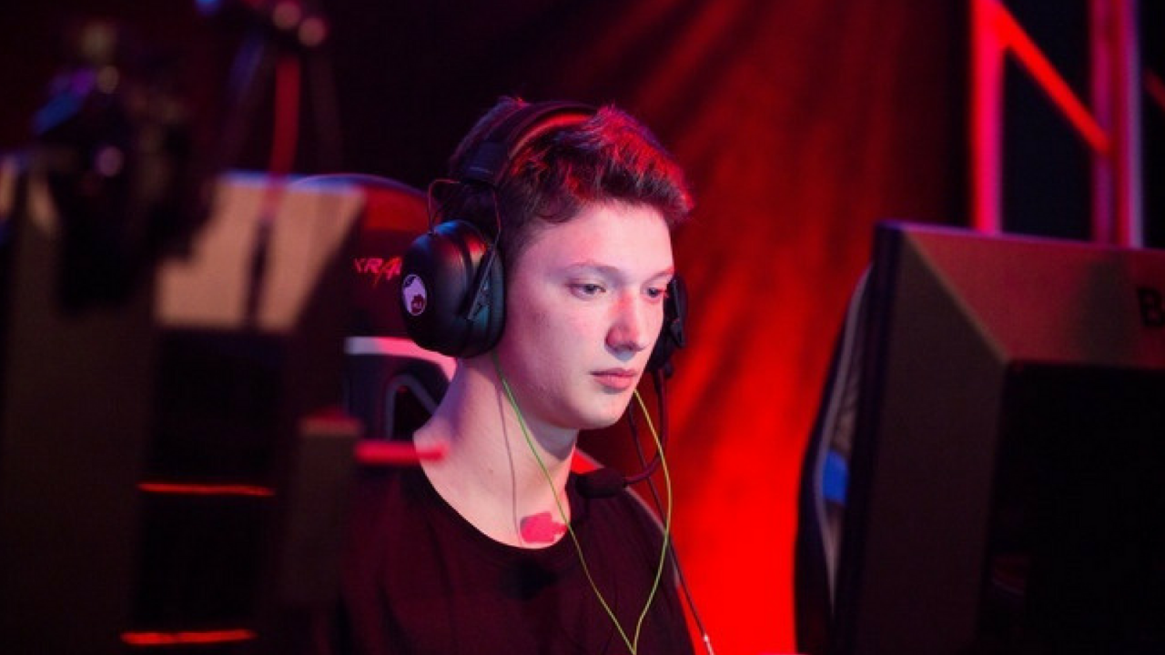 резолюшен дота 2 игрок. Resolution dota 2. игрок дота 2 resolut1on. Resolut1on. роман resolut1on фоминок.