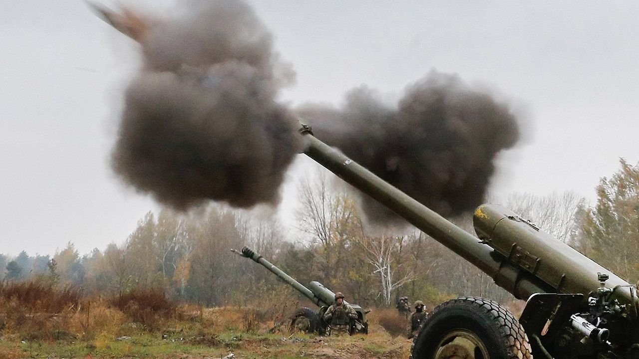 Niemcy nie zezwoliły Estonii na eksport pochodzącej z Niemiec artylerii Ukrainie (fot. arch.PAP/EPA/S.DOLZHENKO, zdjęcie ilustracyjne)