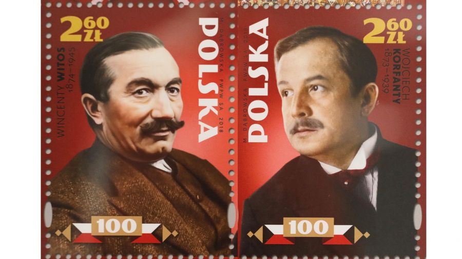 Wincenty Witos i Wojciech Korfanty na znaczkach pocztowych wydanych w 2018 roku z okazji 100-lecia odzyskania przez Polskę niepodległości. Fot.  PAP/Paweł Supernak