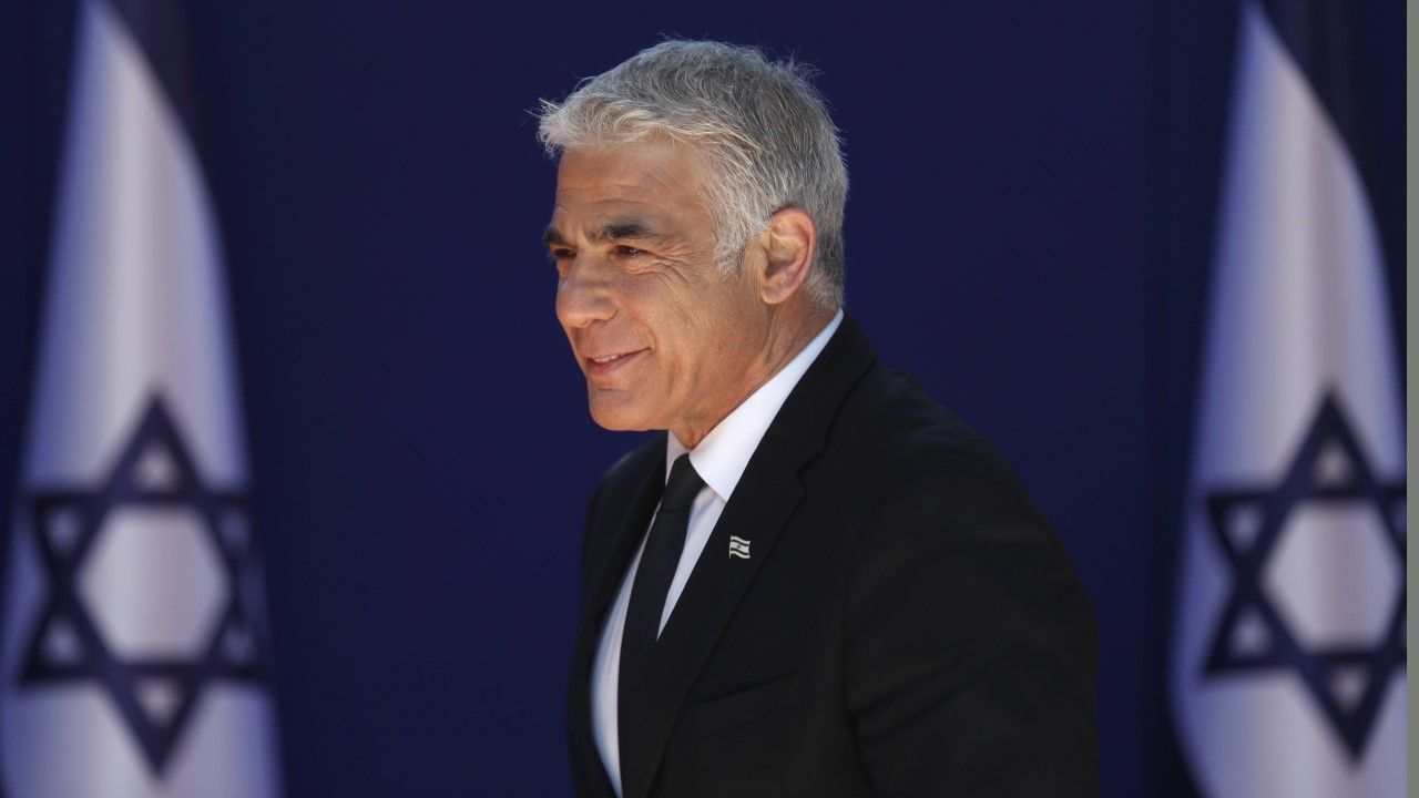 Minister spraw zagranicznych Izraela Jair Lapid (fot. arch. PAP/EPA/ATEF SAFADI) Minister spraw zagranicznych Izraela Jair Lapid (fot. arch. PAP/EPA/ATEF SAFADI)
