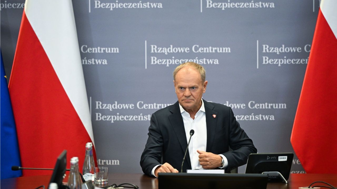„Uderzenie w stabilność państwa”. Pilna odprawa służb u premiera