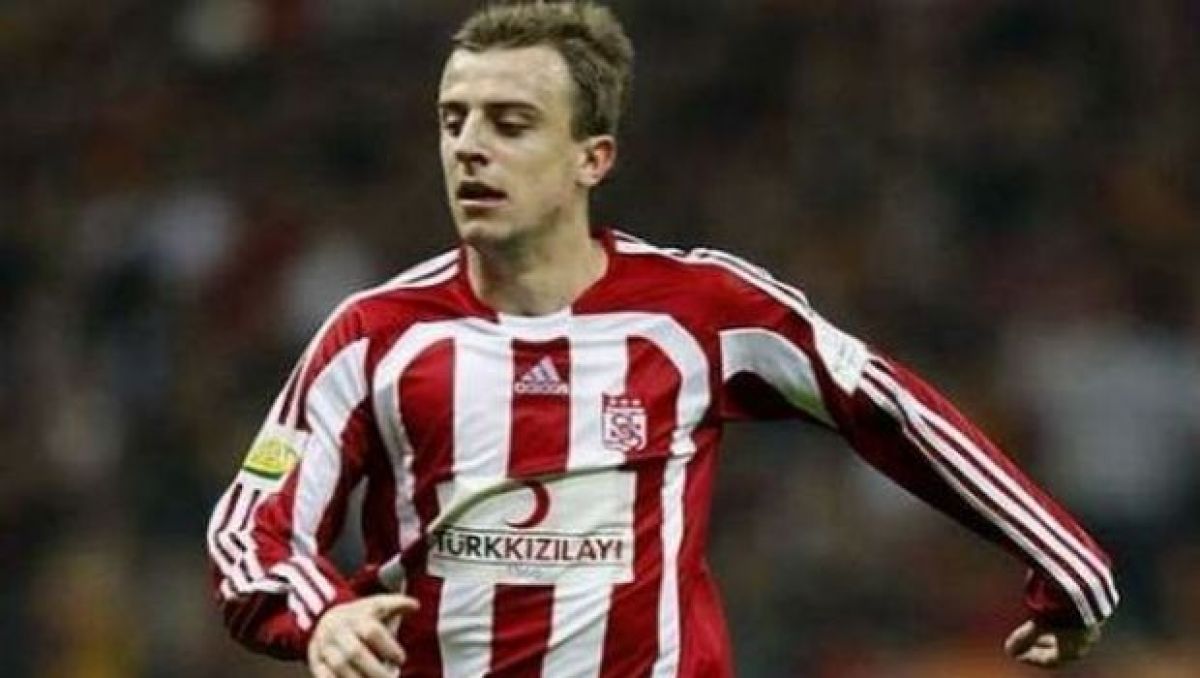 Kamil Grosicki strzelił szóstego gola w sezonie (fot.PAP/EPA)