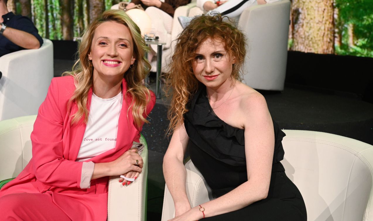 Anna Gzyra i Olga Sarzyńska tryskały humorem (fot. Jan Bogacz/TVP)