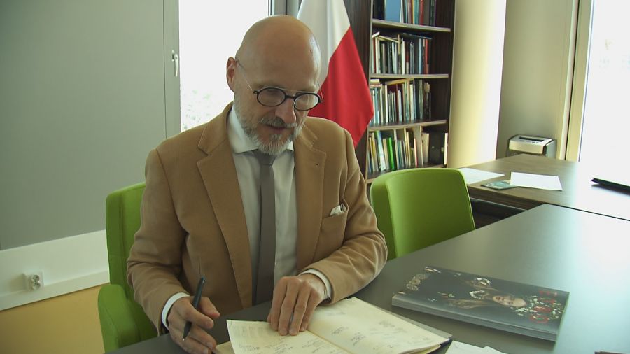 Wcześniej Łukasz Galusek pracował w Międzynarodowym Centrum Kultury w Krakowie.  Fot. TVP3 Katowice