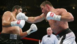 Andrzej Gołota podczas walki z Johnem Ruizem (fot. Getty)
