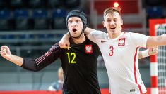 Bartłomiej Nawrat (L) i Mateusz Madziąg (P) (fot. PAP)