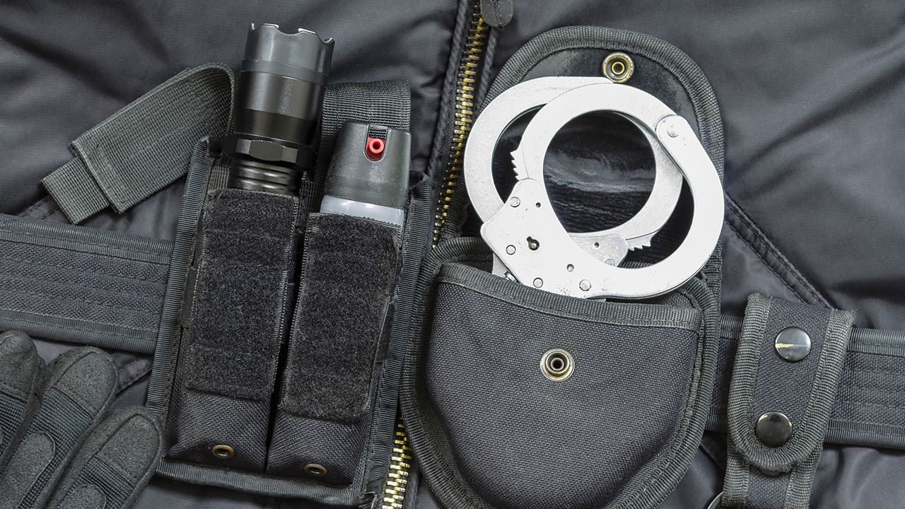 Po użyciu gazu napastnicy szukali pomocy medycznej (fot. Shutterstock/Yevhen Prozhyrko) Po użyciu gazu napastnicy szukali pomocy medycznej (fot. Shutterstock/Yevhen Prozhyrko)