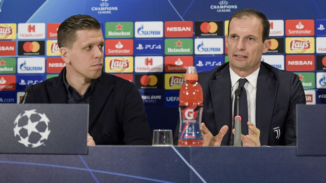 Wojciech Szczęsny broni obecnego trenera Juventusu (fot. PAP)