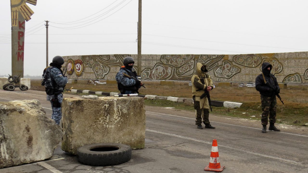 Sytuacja na granicy Ukrainy i Krymu nadal jest napięta (fot. PAP/EPA/OSCE HANDOUT)