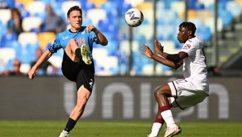 Piotr Zieliński zanotował asystę w meczu Napoli z Torino (fot. Getty)