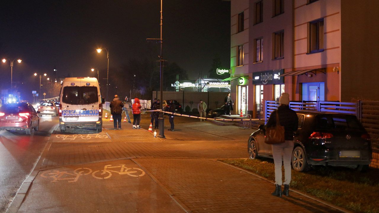 Sklep spożywczy przy ulicy Płockiej w Sochaczewie, w którym doszło do ataku  (fot. PAP/Albert Zawada)