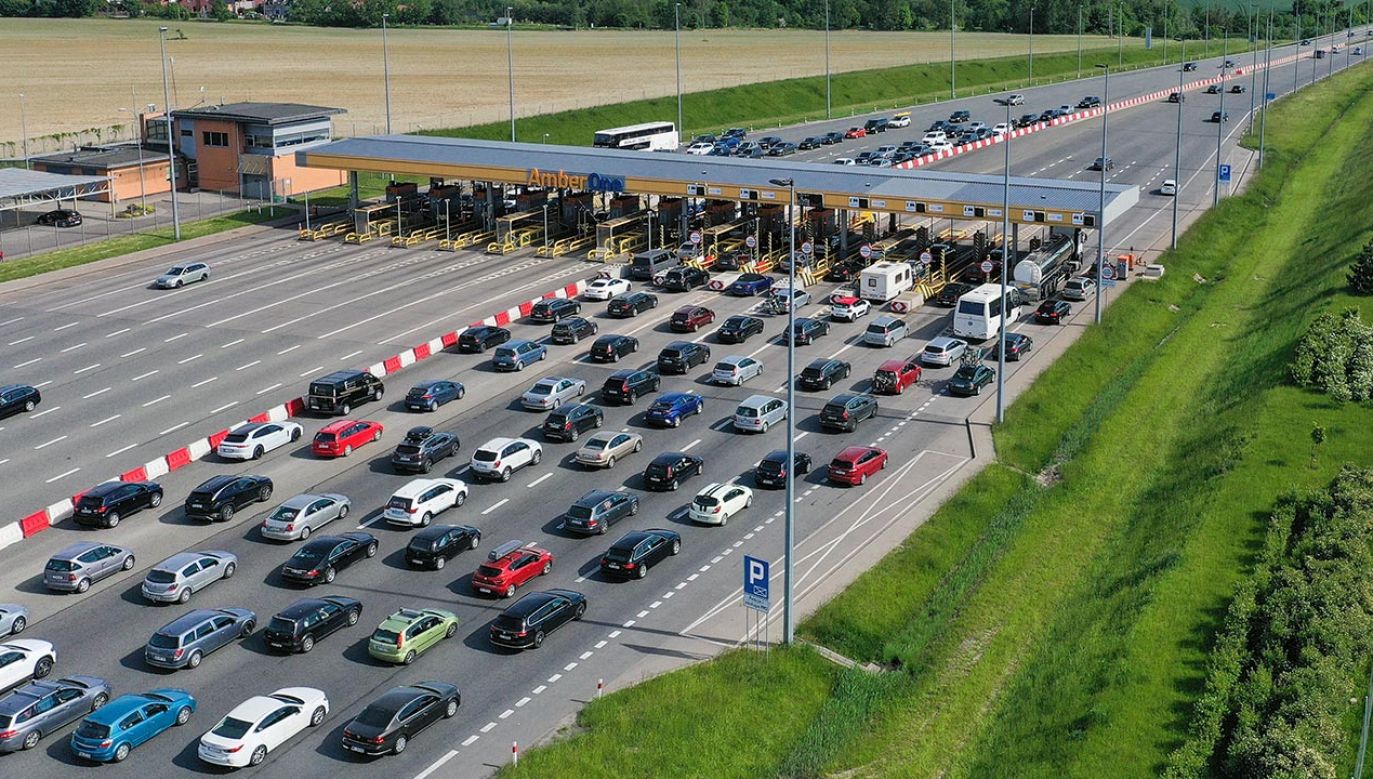 Od lipca darmowy przejazd autostradami państwowymi? (fot. Lukasz Dejnarowicz / Forum)