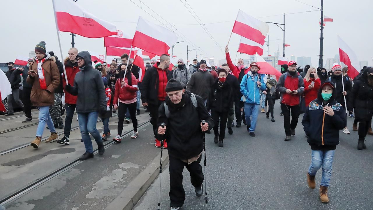Marsz Niepodległości 11 listopada 2020 r. (fot. PAP/Wojciech Olkuśnik) Marsz Niepodległości 11 listopada 2020 r. (fot. PAP/Wojciech Olkuśnik)