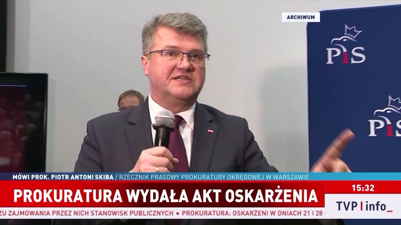 Prokuratura postawiła zarzuty Mariuszowi Kamińskiemu i Maciejowi Wąsikowi