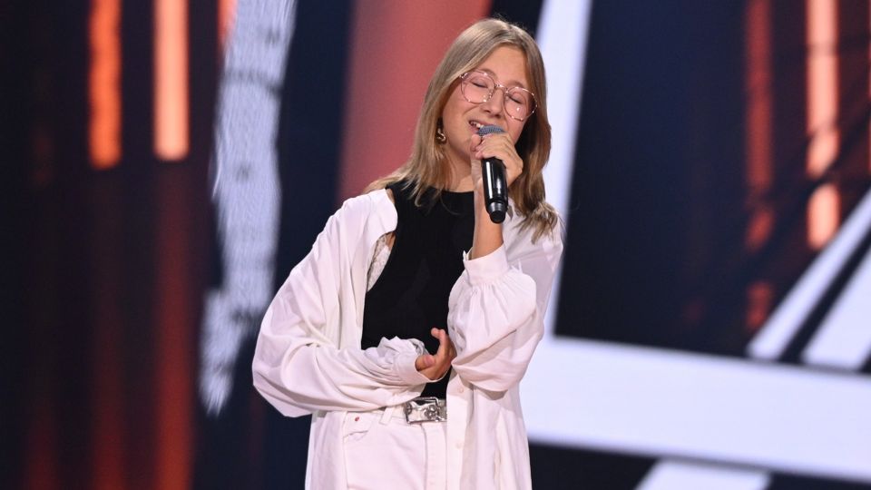 Aurelia Radecka „Save Your Tears”