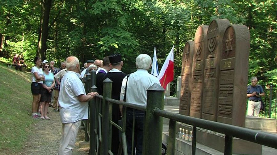 W Hałbowie uczczono pamięć ofiar getta utworzonego w Nowym Żmigrodzie