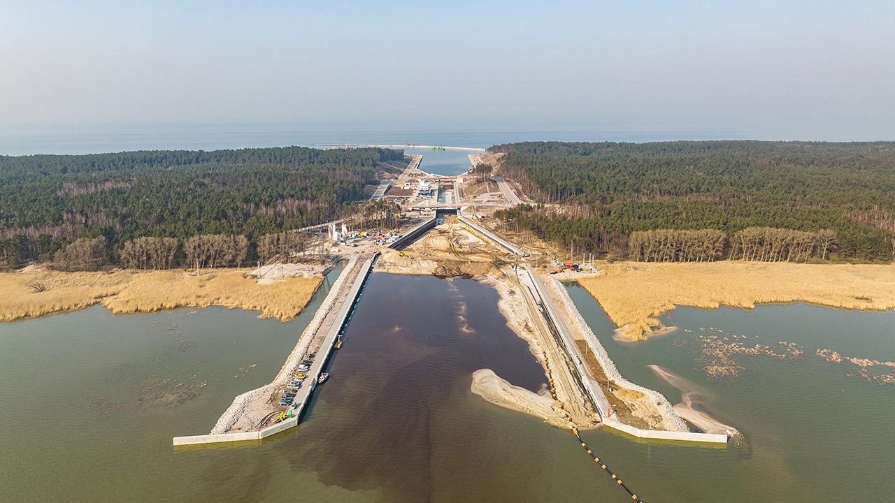 Oficjalne otwarcie kanału żeglugowego przez Mierzeję Wiślaną nastąpi 17 września (fot. Forum/Robert Neumann)