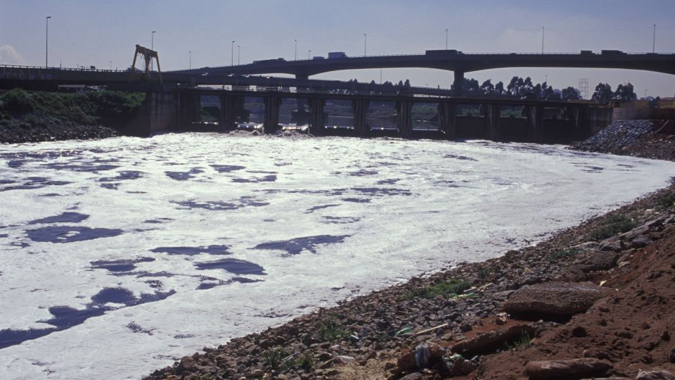 Toxic foam blankets Brazilian river as pollution concerns mount