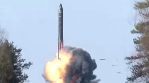 Wystrzelenie pocisku 9M729 (Zrzut ekranu)