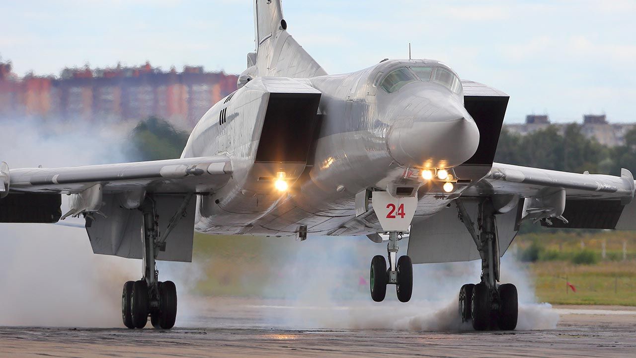Rosyjska reakcja po ataku drona na bazę wojskową (fot. Shutterstock/Fasttailwind)