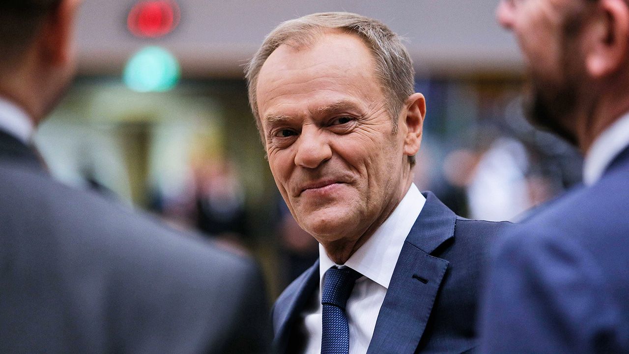 Wysyłam gratulacje, kiedy ktoś jest desygnowany na premiera – tłumaczył Tusk (fot. arch. PAP/Leszek Szymański) Wysyłam gratulacje, kiedy ktoś jest desygnowany na premiera – tłumaczył Tusk (fot. arch. PAP/Leszek Szymański)