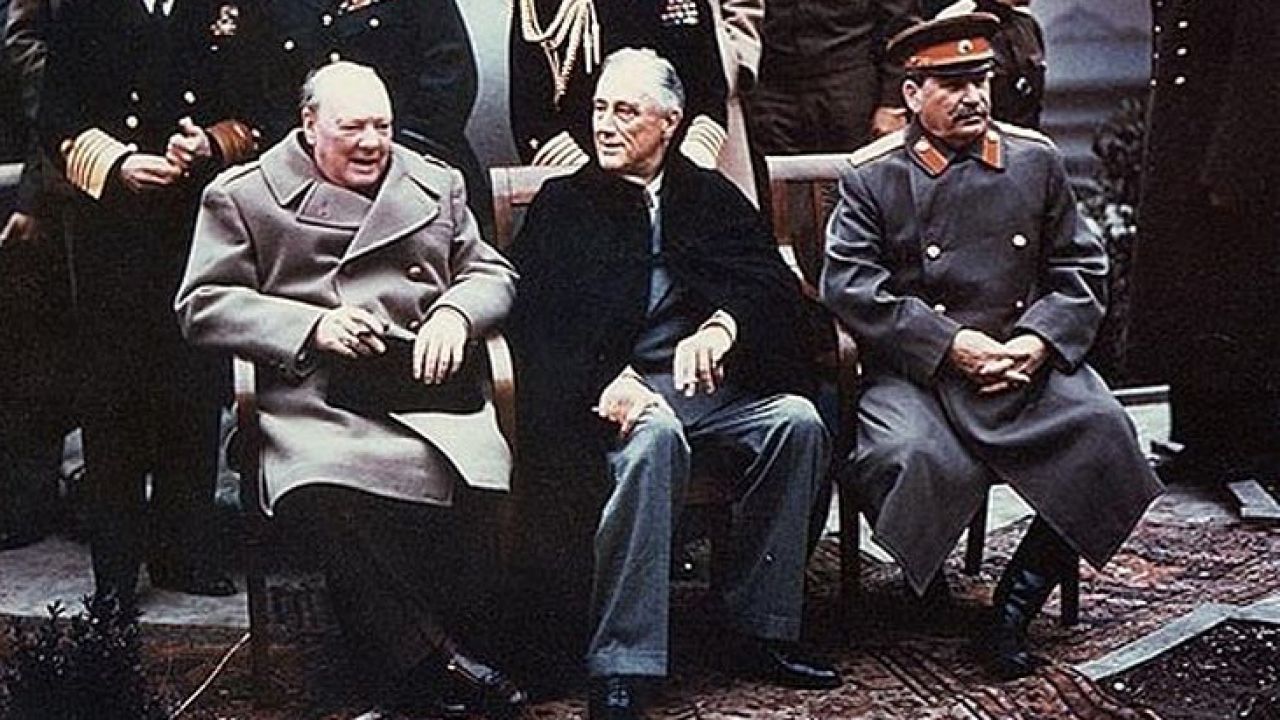 Winston Churchill, Franklin D. Roosevelt i Józef Stalin w Jałcie (fot. WikimediaCommons/Jarekt) Winston Churchill, Franklin D. Roosevelt i Józef Stalin w Jałcie (fot. WikimediaCommons/Jarekt)