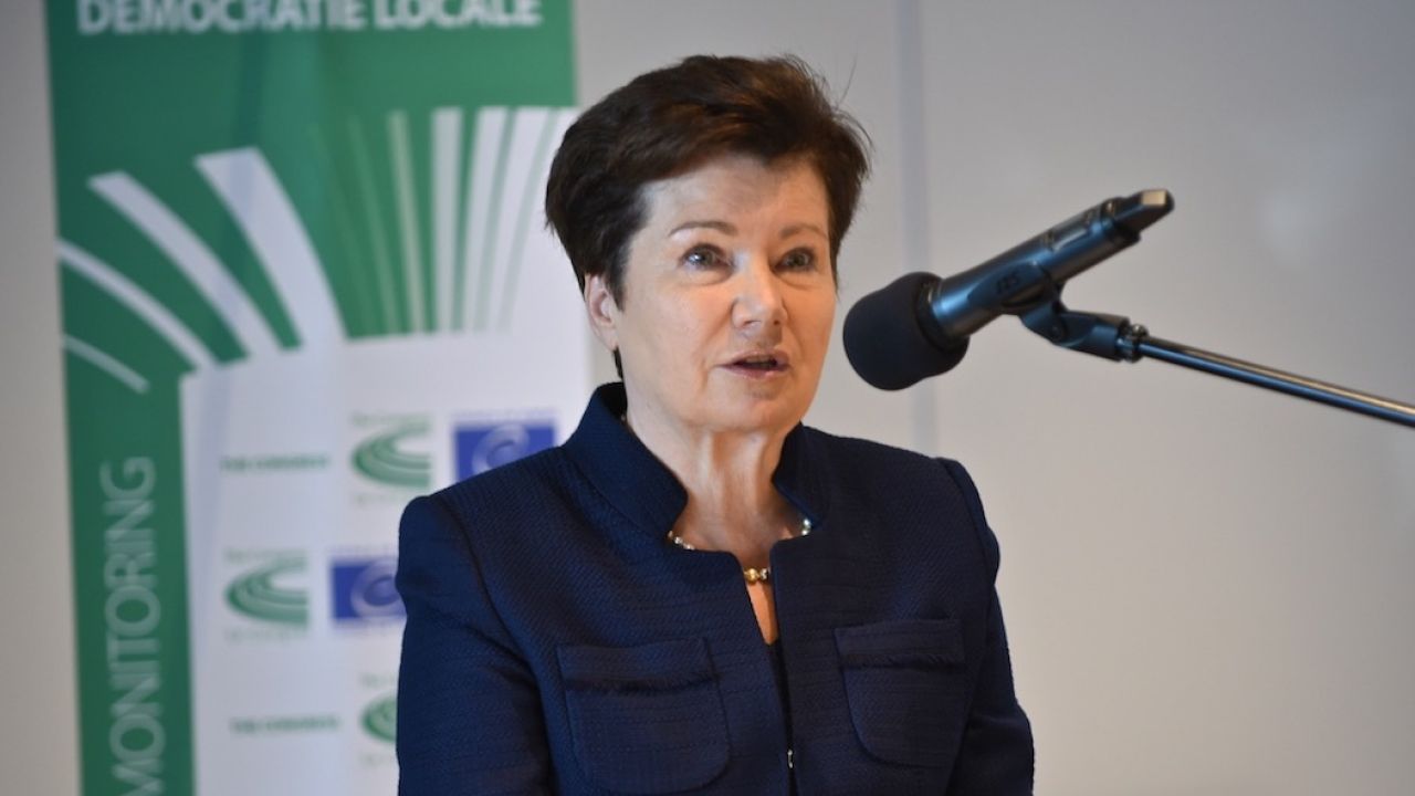 „Nie wolno oddać Warszawy komisarzowi z PiS. Opamiętajcie się” - napisała na Twitterze Hanna Gronkiewicz-Waltz (fot. Flickr/Congress of local and regional authorities) „Nie wolno oddać Warszawy komisarzowi z PiS. Opamiętajcie się” - napisała na Twitterze Hanna Gronkiewicz-Waltz (fot. Flickr/Congress of local and regional authorities)