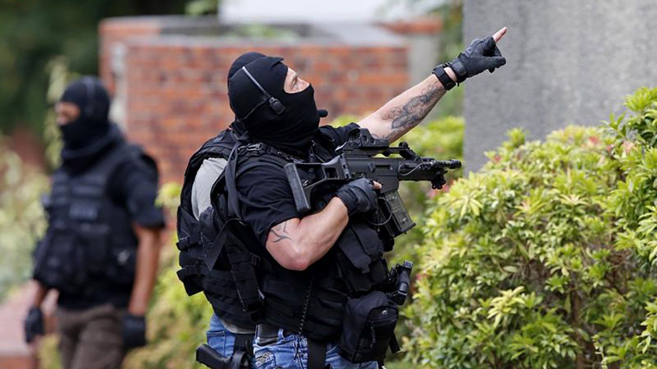 Nieprzerwana od lipca seria napadów z użyciem noża wywołała we Francji medialną debatę (fot. REUTERS/Pascal Rossignol) Nieprzerwana od lipca seria napadów z użyciem noża wywołała we Francji medialną debatę (fot. REUTERS/Pascal Rossignol)