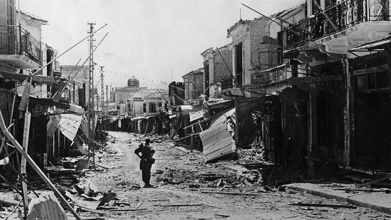 Heraklion wkrótce po zdobyciu przez wojska niemieckie (fot. ullstein bild/ullstein bild via Getty Images) Heraklion wkrótce po zdobyciu przez wojska niemieckie (fot. ullstein bild/ullstein bild via Getty Images)