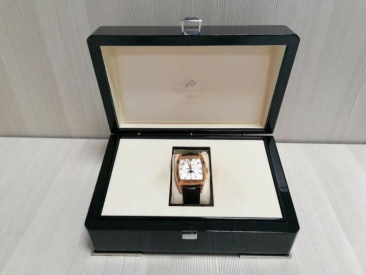 Гадзіннік «Vacheron Constantin». (Фота: e-auction.by)
