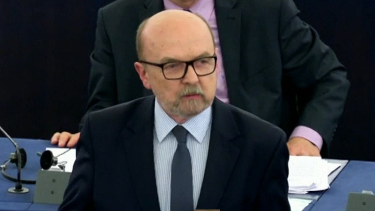 Prof. Ryszard Legutko przypomniał, że sytuacja kobiet w Polsce jest znacznie lepsza niż w innych krajach (fot. TVP Info) Prof. Ryszard Legutko przypomniał, że sytuacja kobiet w Polsce jest znacznie lepsza niż w innych krajach (fot. TVP Info)