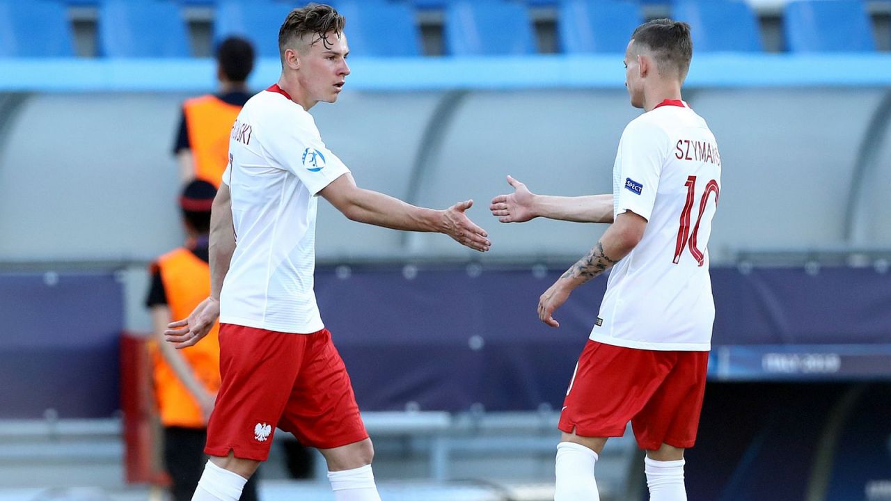 Szymon Żurkowski (L) i Sebastian Szymański po Euro U21 rozjechali się do nowych klubów (fot. Getty)