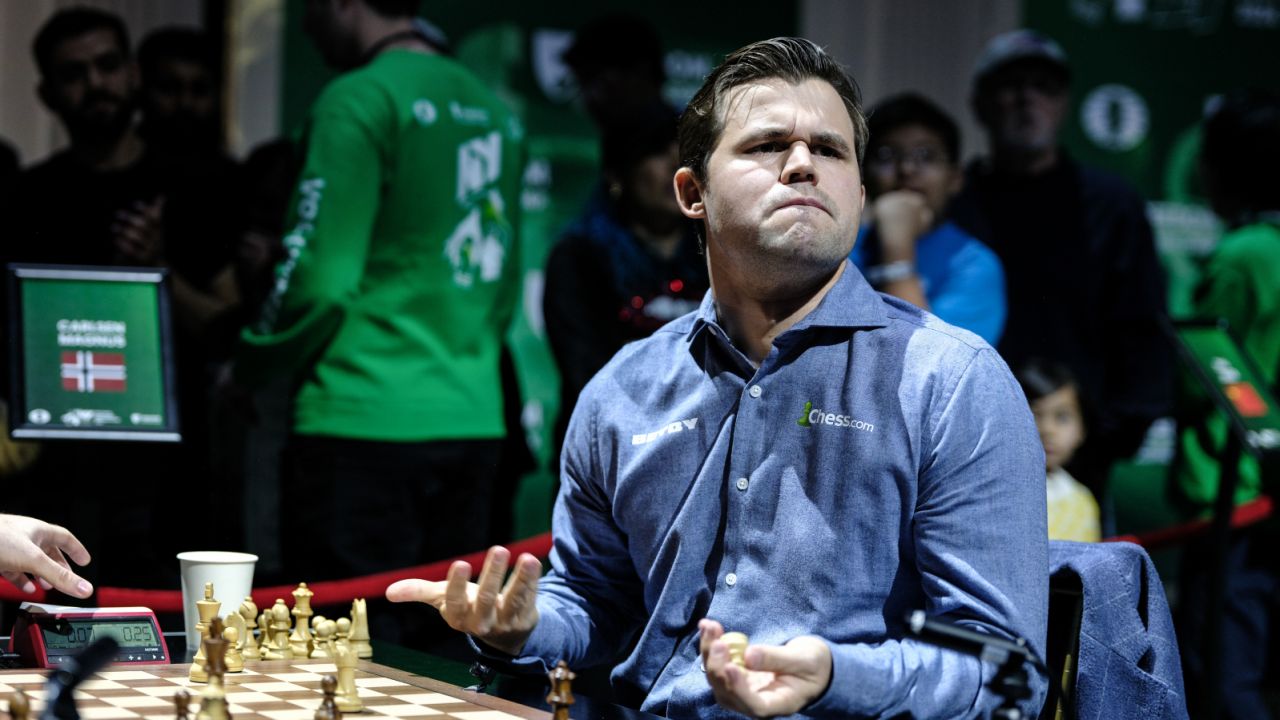 Magnus Carlsen znów zaskoczył zachowaniem (fot. Getty)