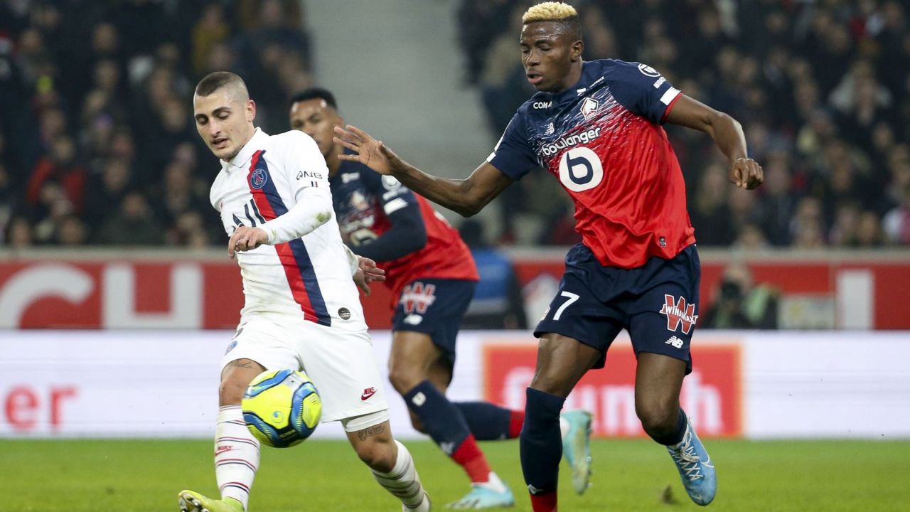 Marco Verratti i Victor Osimhen (fot. Getty Images)