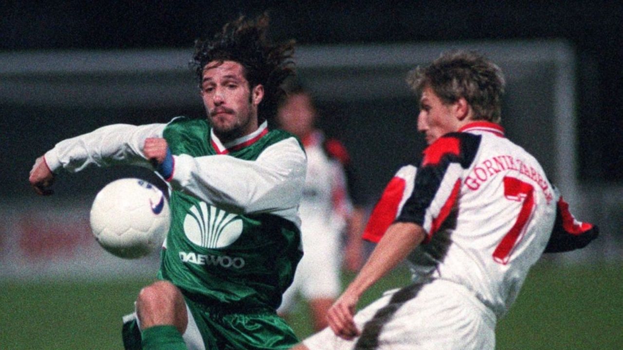 Październik 1998: Mecz Legia Warszawa – Górnik Zabrze (fot. PAP)