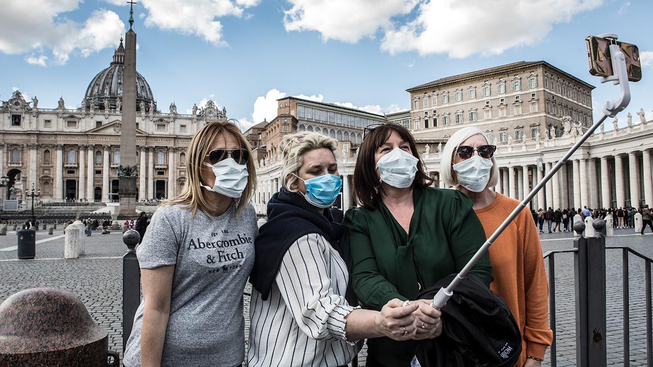 Pandemia koronawirusa we Włoszech (fot. Alessandra Benedetti - Corbis/Getty Images)