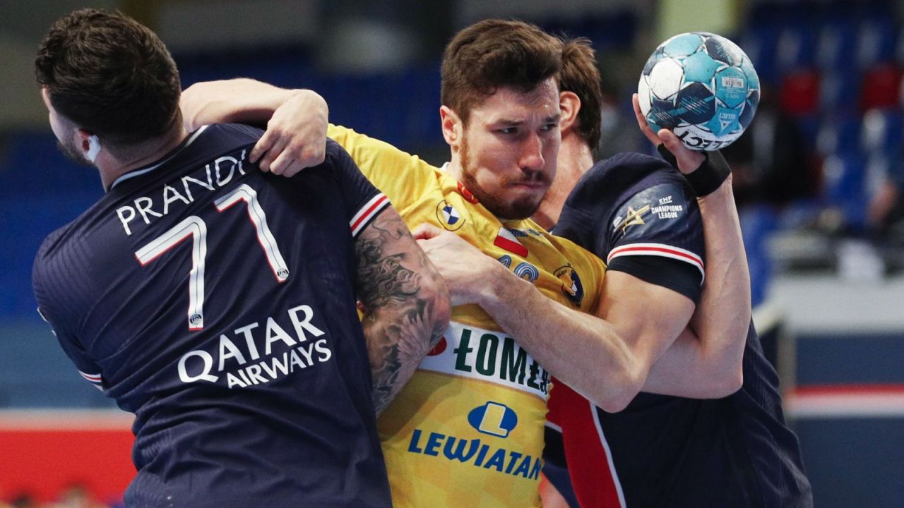 Łomża Vive Kielce (na zdjęciu Alex Dujshebaev) poległa we wtorek w Paryżu różnicą 11 goli (fot. PAP / EPA)