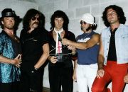 deep-purple-perfect-strangers-play-show