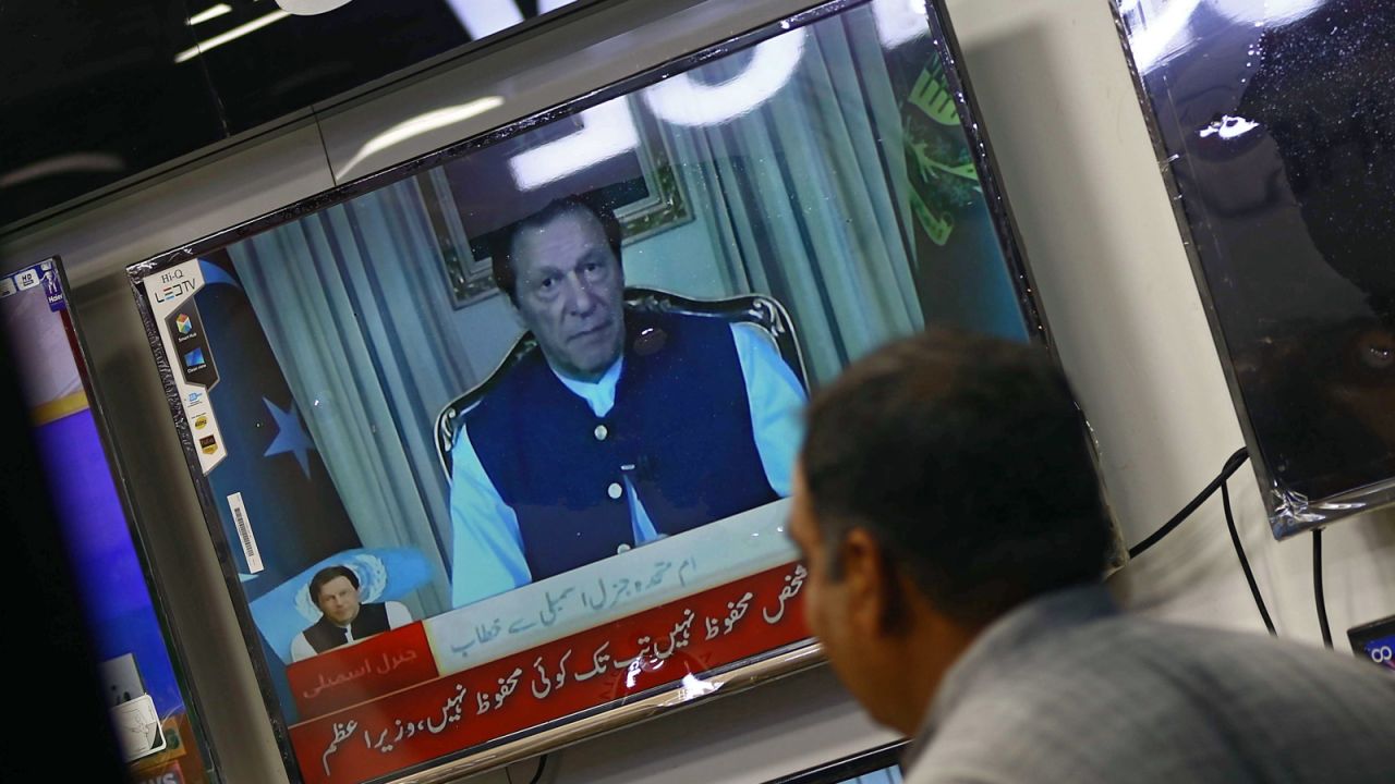 Zdaniem premiera Pakistanu rosnący globalny nacjonalizm „uwydatnił islamofobię” (fot.PAP/EPA) Zdaniem premiera Pakistanu rosnący globalny nacjonalizm „uwydatnił islamofobię” (fot.PAP/EPA)