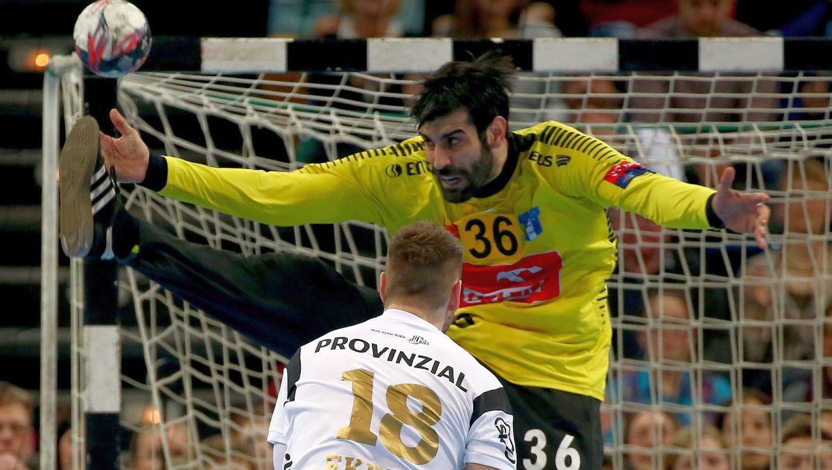 Takimi interwencjami popisywał się w środę Rodrigo Corrales