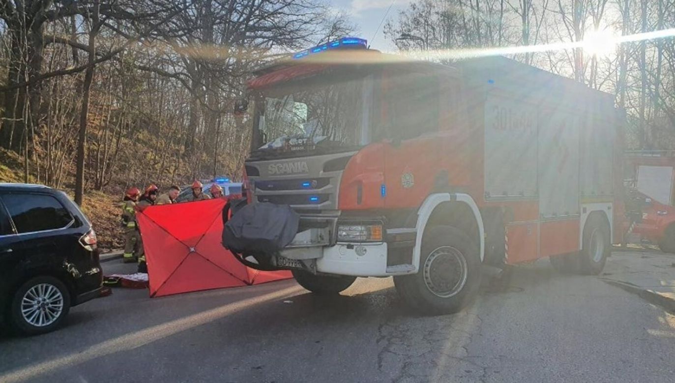 Według śledczych kierująca autem nie ustąpiła pierwszeństwa (fot. PSP Gdańsk)
