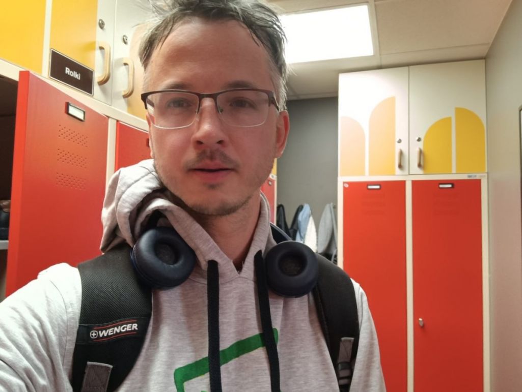Міхаіл Волчак у «McDonsld’s». Варшава, Польшча. Фота: Міхаіл Волчак