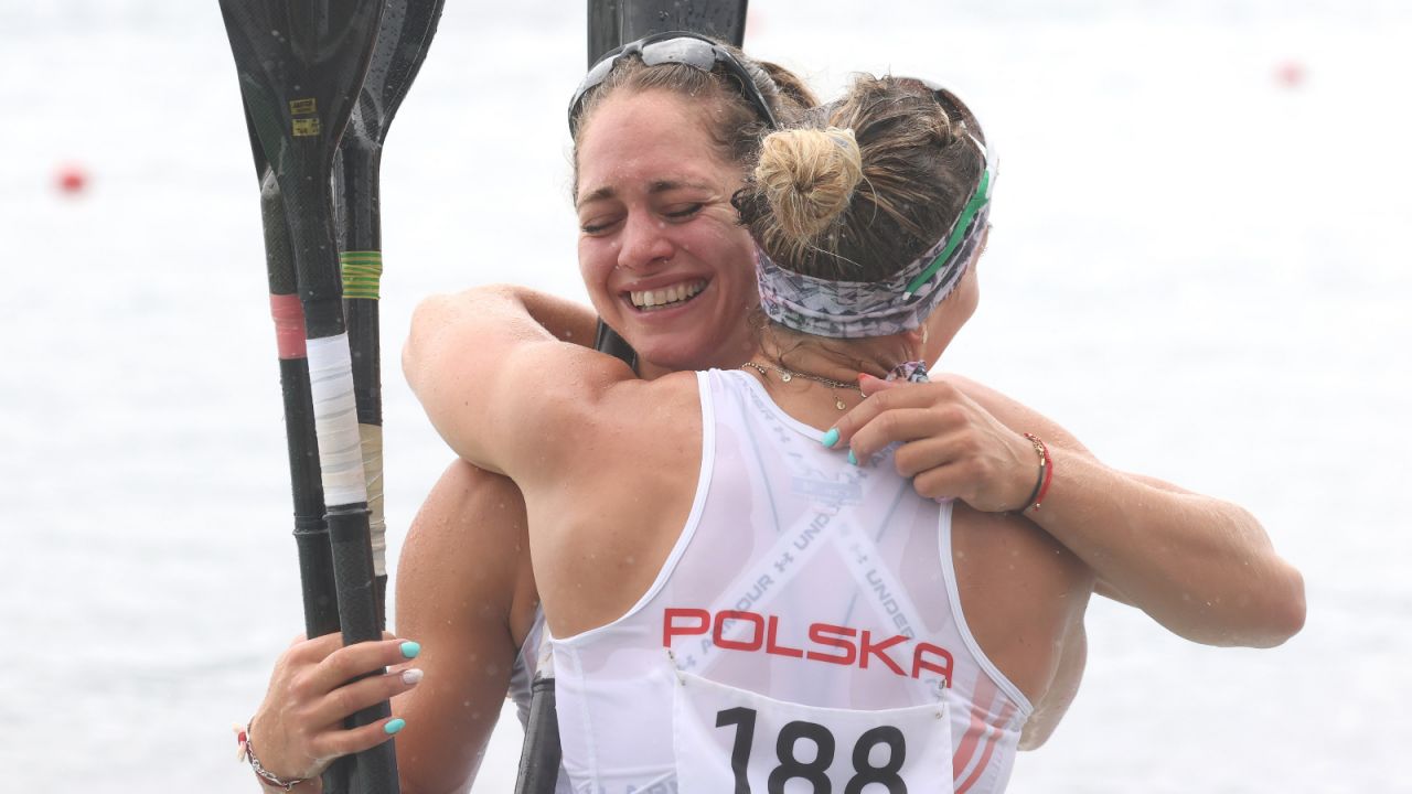 Justyna Iskrzycka (L) i Anna Puławska (P) (fot. Getty)