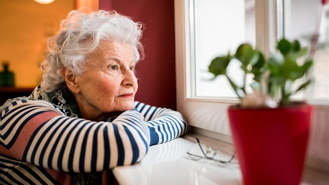 Samotność pojawia się, gdy odczuwamy, że nasza potrzeba obcowania z innymi nie jest zaspokajana (fot. Shutterstock/didesign021) Samotność pojawia się, gdy odczuwamy, że nasza potrzeba obcowania z innymi nie jest zaspokajana (fot. Shutterstock/didesign021)